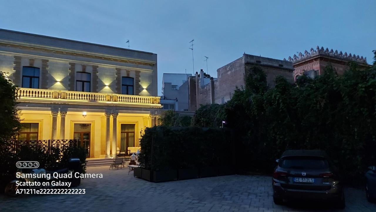 Dimora Charleston Lecce Parcheggio Privato In Loco Gratis Bed & Breakfast Dış mekan fotoğraf