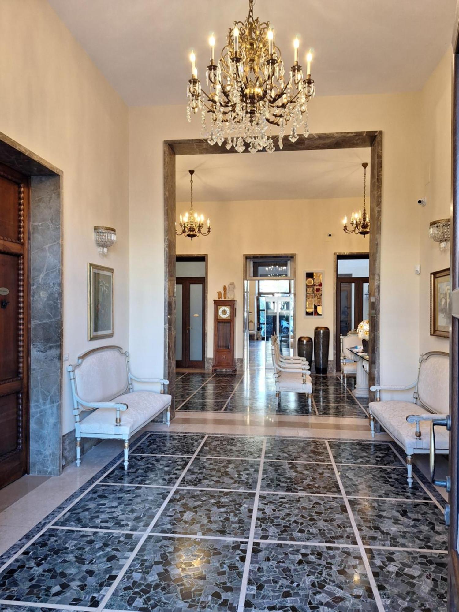 Dimora Charleston Lecce Parcheggio Privato In Loco Gratis Bed & Breakfast Dış mekan fotoğraf