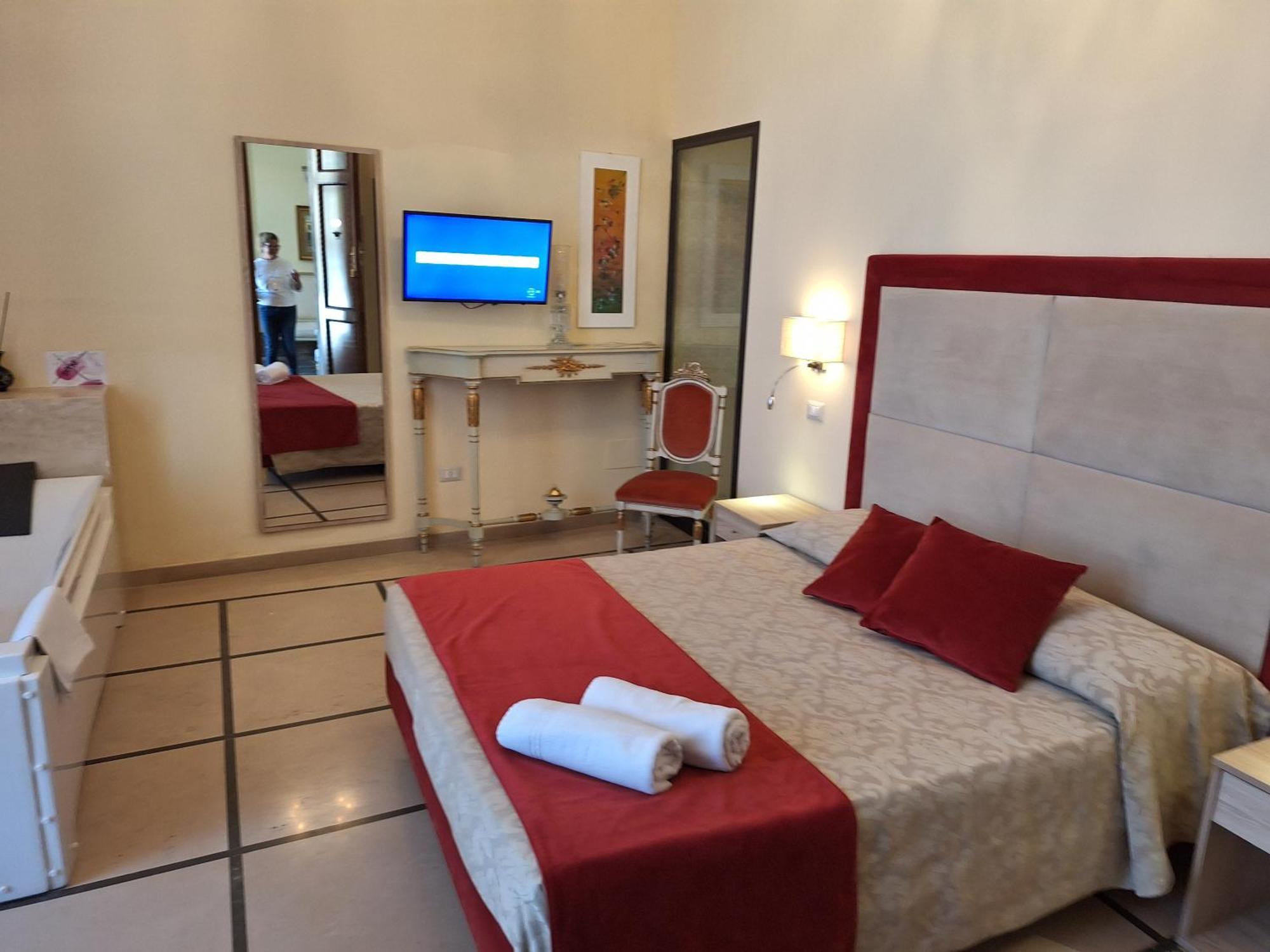Dimora Charleston Lecce Parcheggio Privato In Loco Gratis Bed & Breakfast Oda fotoğraf